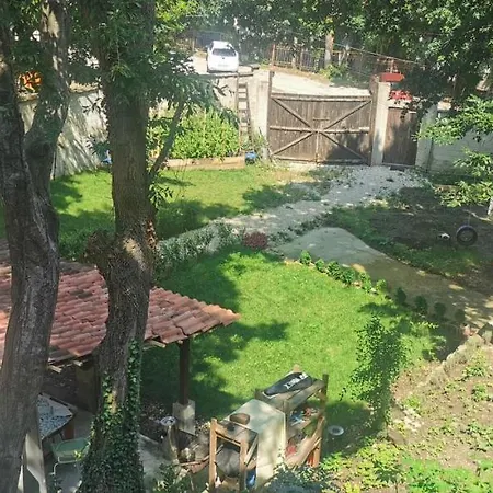 Bor, Варна