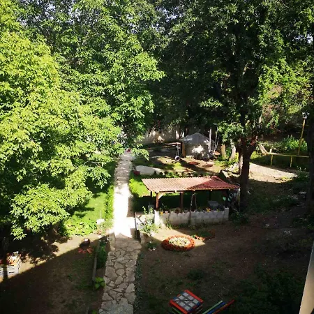 Maison d'hôtes къща за гости Bor, *